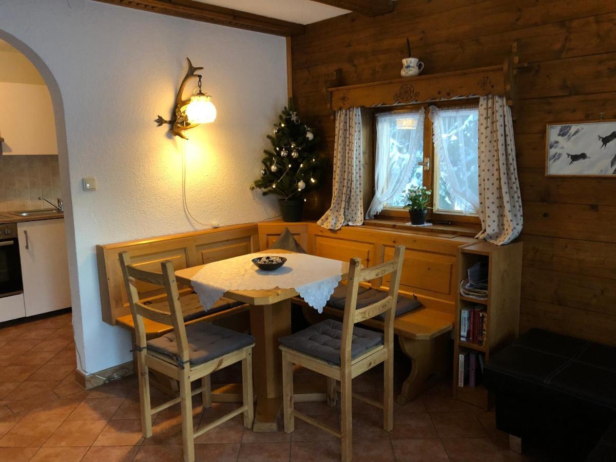 Ferienhaus Veronika Mit 2000Qm Garten Und Bergblick Unterammergau Dış mekan fotoğraf