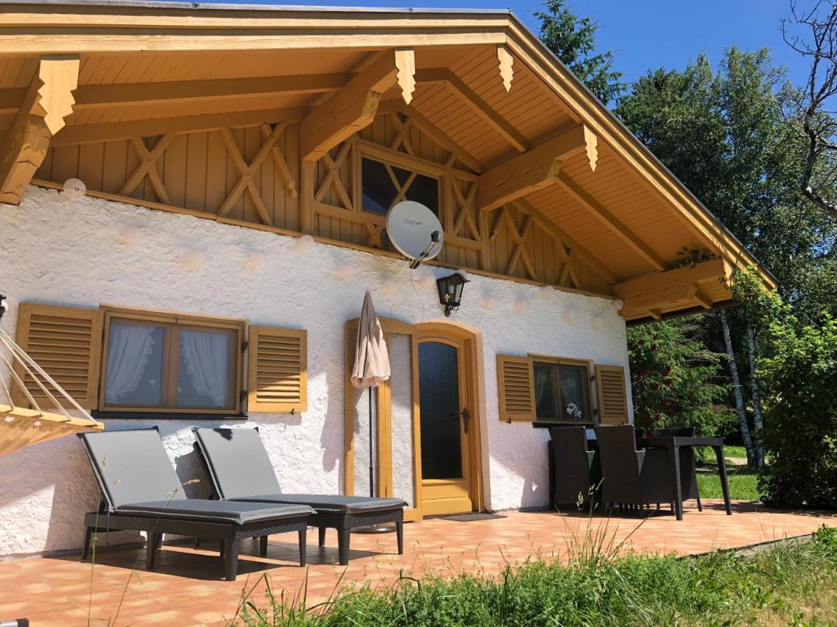 Ferienhaus Veronika Mit 2000Qm Garten Und Bergblick Unterammergau Dış mekan fotoğraf