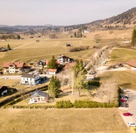 Ferienhaus Veronika Mit 2000Qm Garten Und Bergblick Unterammergau Dış mekan fotoğraf